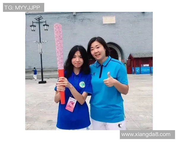 与张娜畅谈她的足球生涯与成长历程的精彩对话